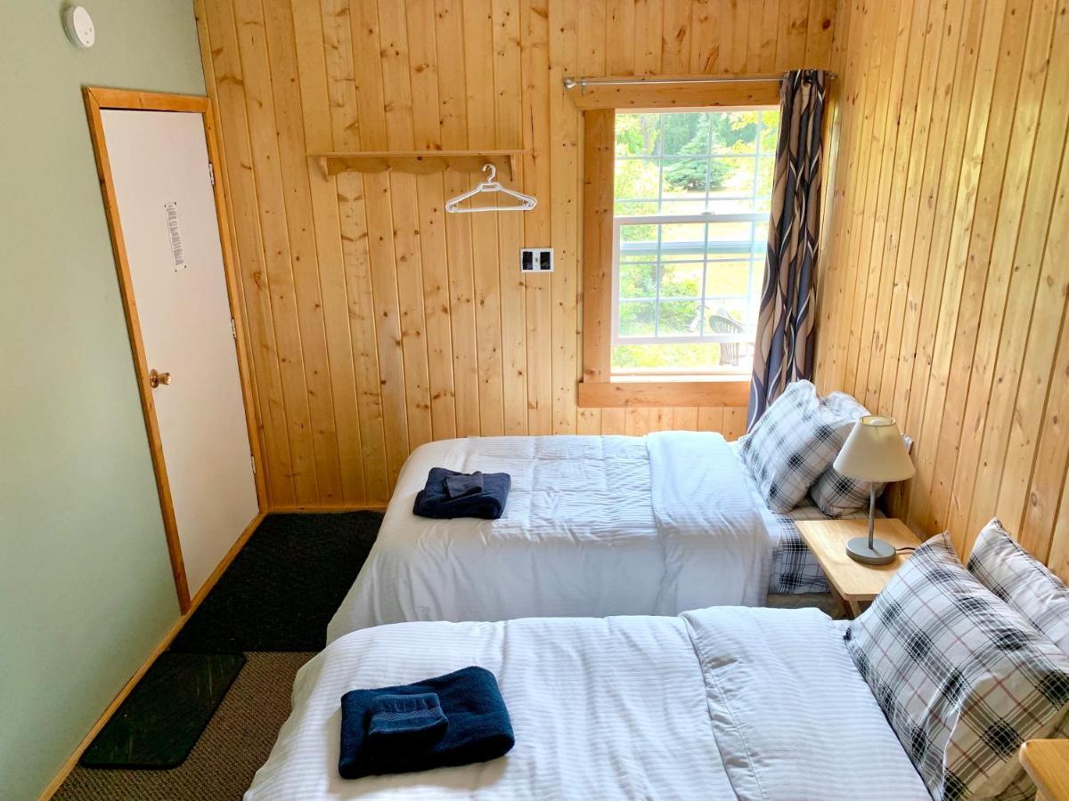 The Messy Owl Inn & Eco Haven Likely 외부 사진